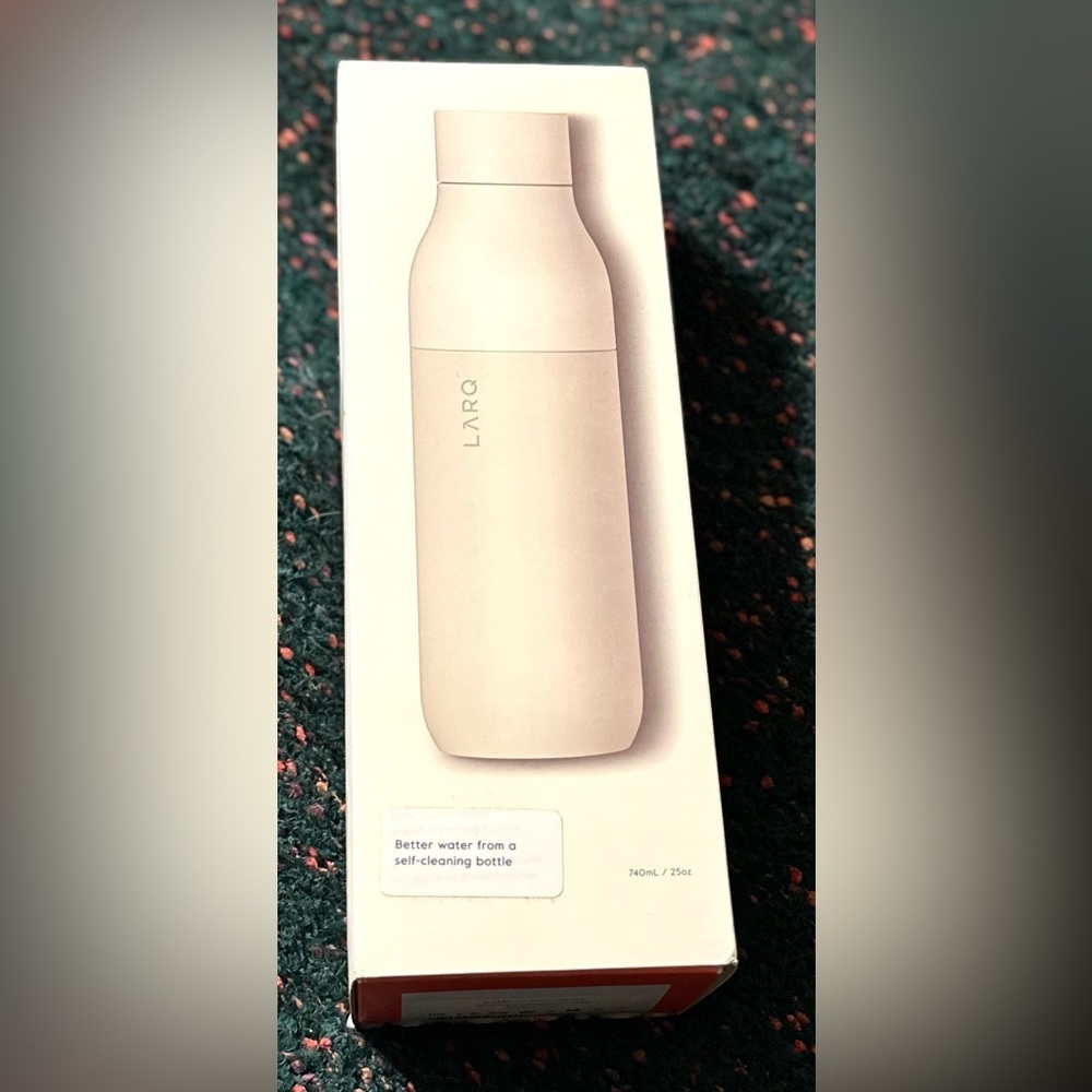 LARQ NWT Self Cleaning 25 oz Water Bottle in Granite White - Picture 7 of 13
